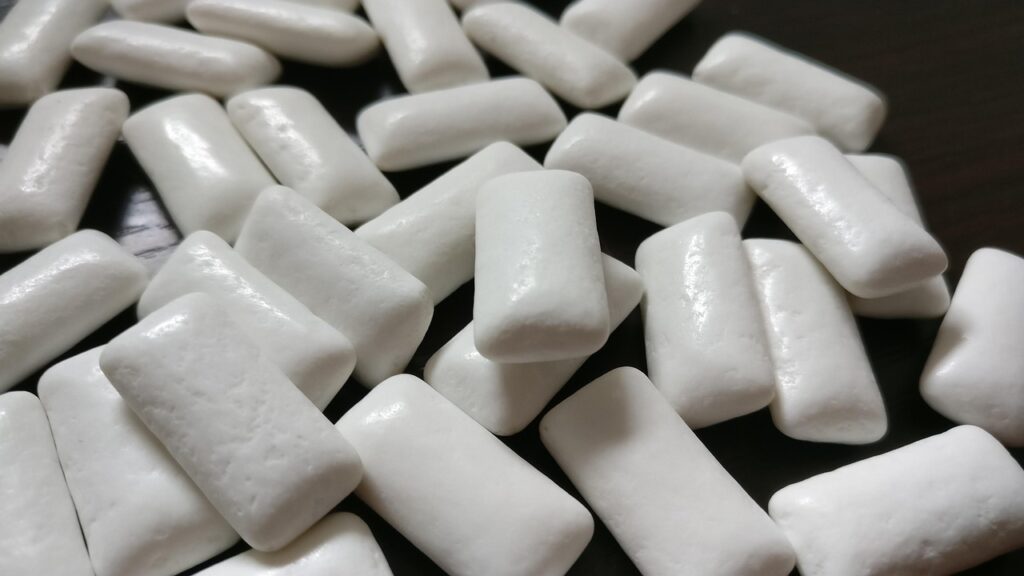 microplastics in gum